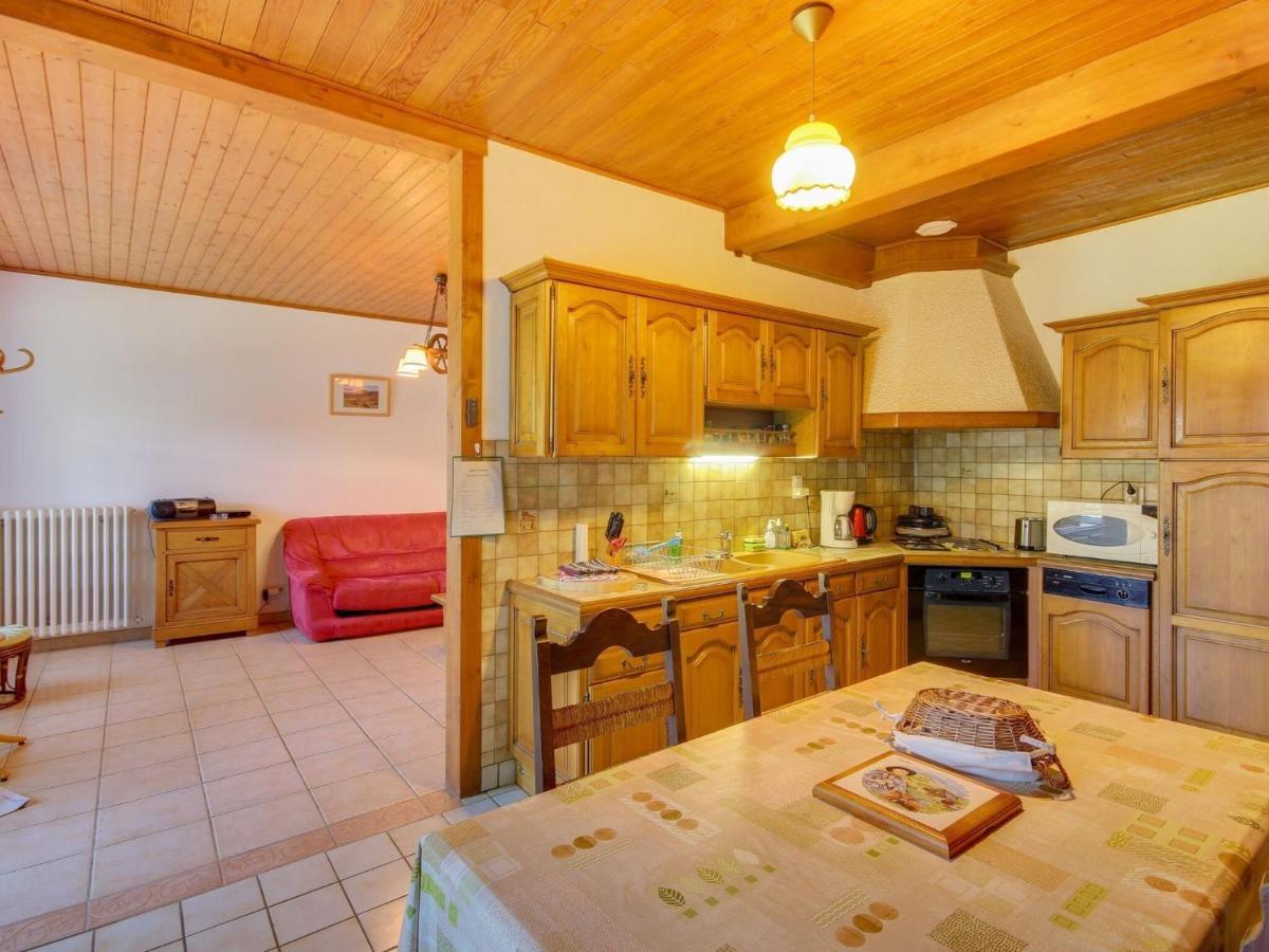 Beautiful Villa In The Parc Des Volcans D Auvergne Vic-sur-Cère Exterior foto